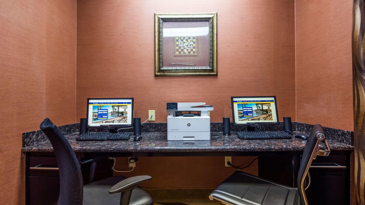 Best Western Plus JFK Inn & Suites - thumb 23