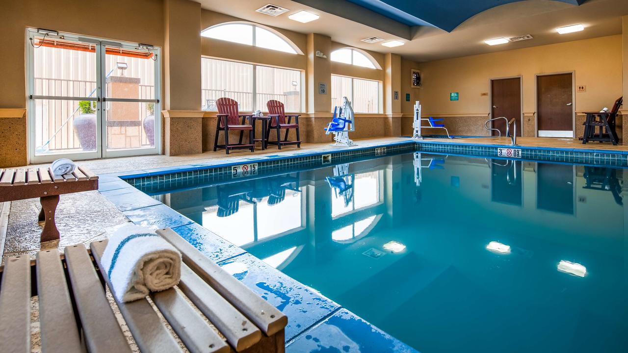 Best Western Plus JFK Inn & Suites - thumb 32