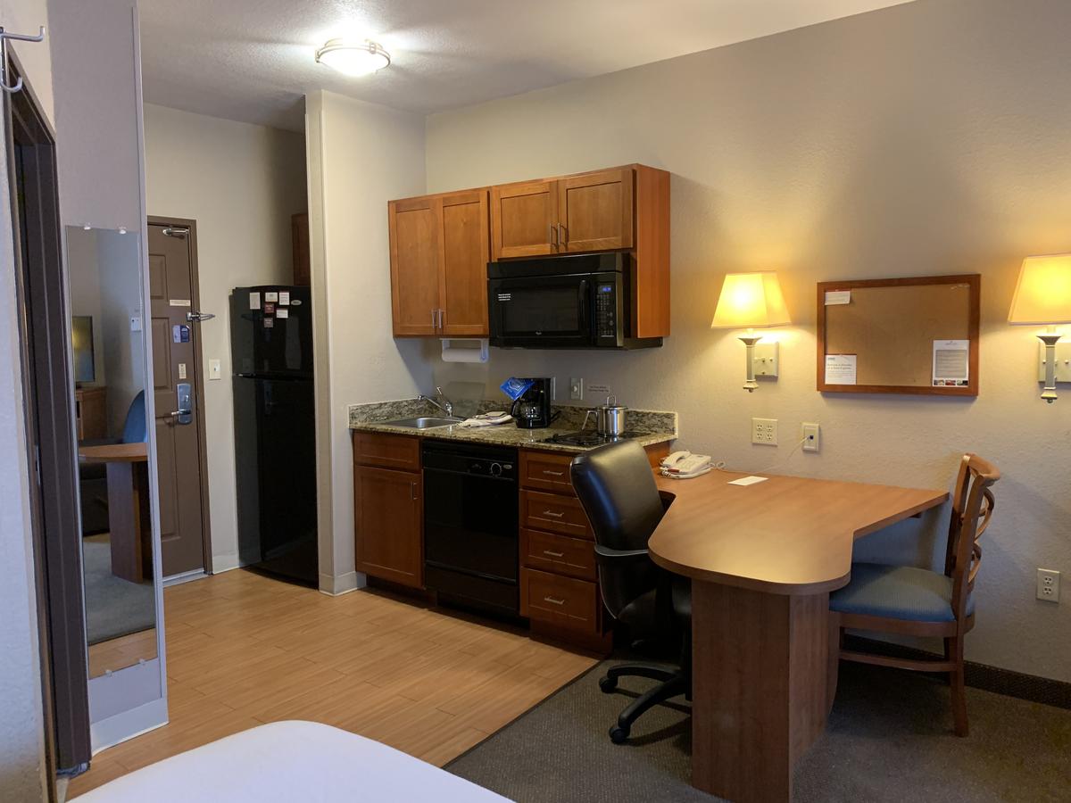 Candlewood Suites Jonesboro - thumb 13