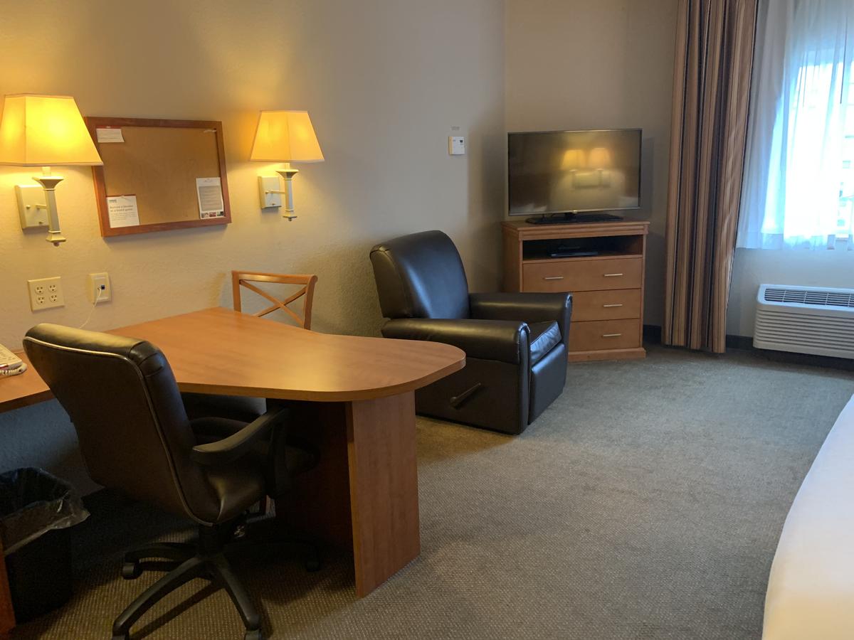Candlewood Suites Jonesboro - thumb 8