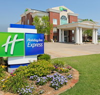 Holiday Inn Express Fort Smith Executive Park - Orlando Tourists