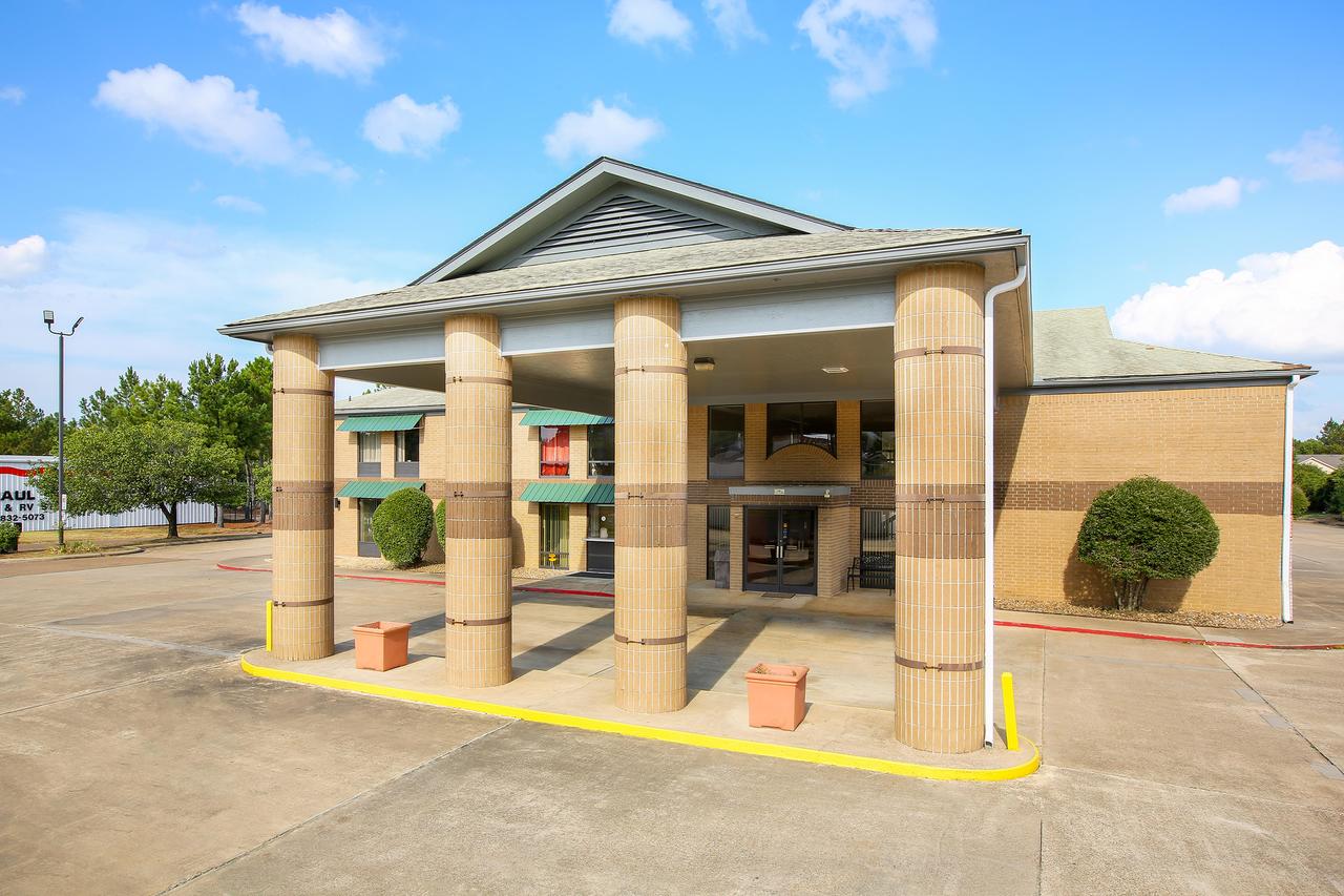 OYO Hotel Texarkana Trinity AR Hwy I-30 - thumb 0