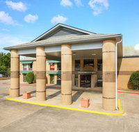 OYO Hotel Texarkana Trinity AR Hwy I-30 - Orlando Tourists