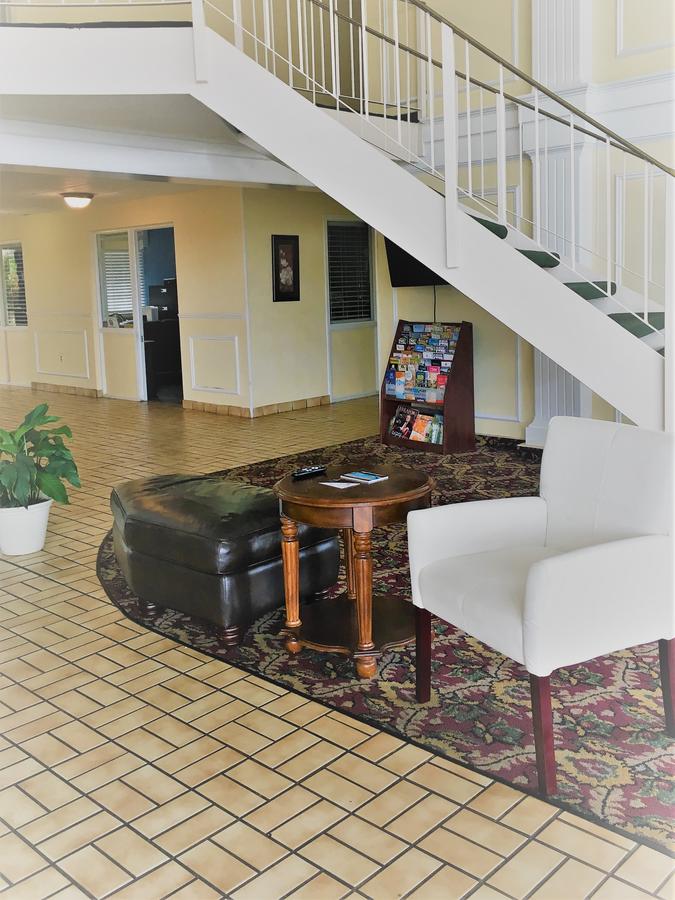 River Valley Inn & Suites - thumb 16
