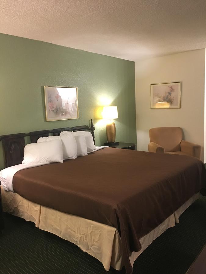 River Valley Inn & Suites - thumb 17