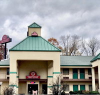 Razorback Inn  Suites - North Little Rock/ Maumelle - Orlando Tourists