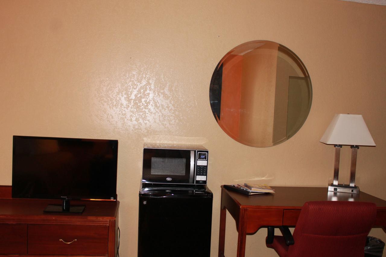 Fairview Inn And Suites - thumb 11