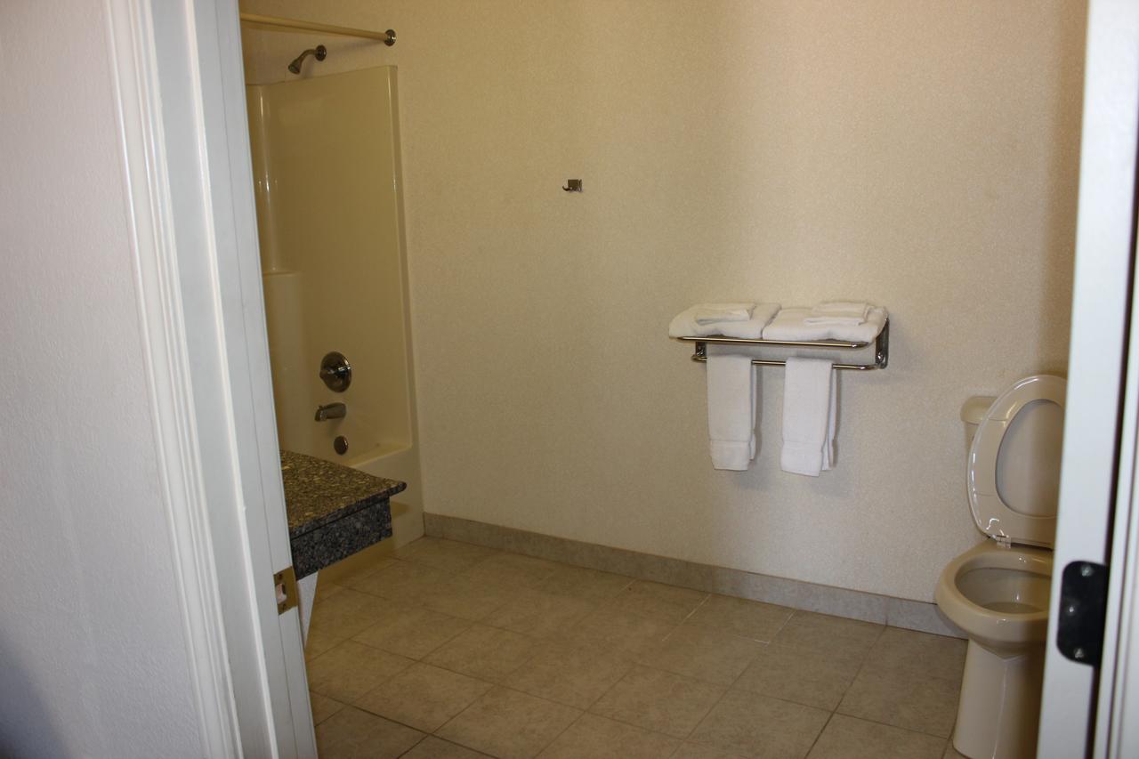 Nationwide 9 Inn - thumb 5