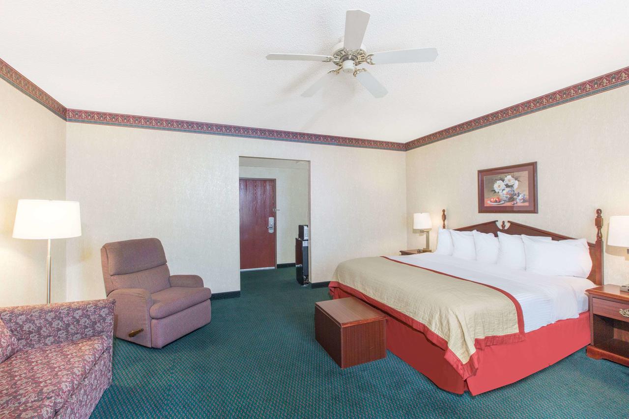 Baymont By Wyndham Jonesboro - thumb 22