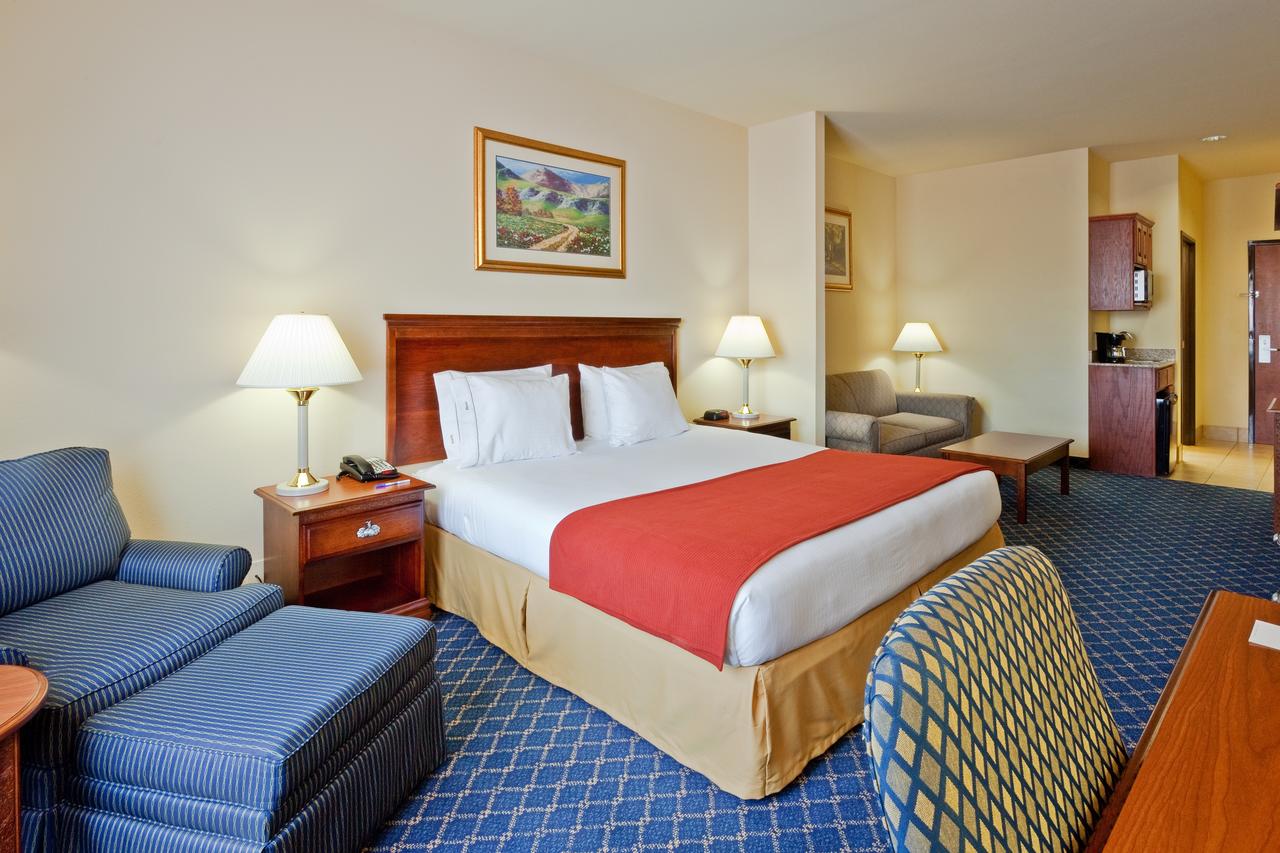 Holiday Inn Express Hotel & Suites Paragould - thumb 24