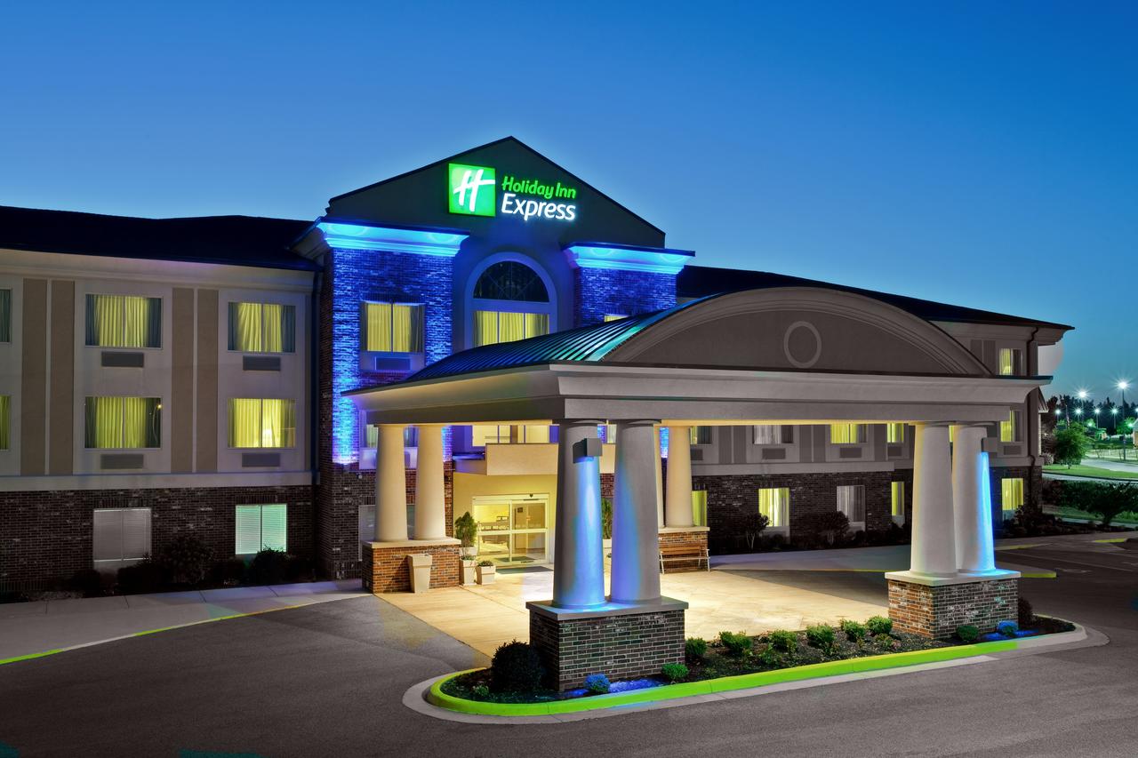 Holiday Inn Express Hotel & Suites Paragould - thumb 0