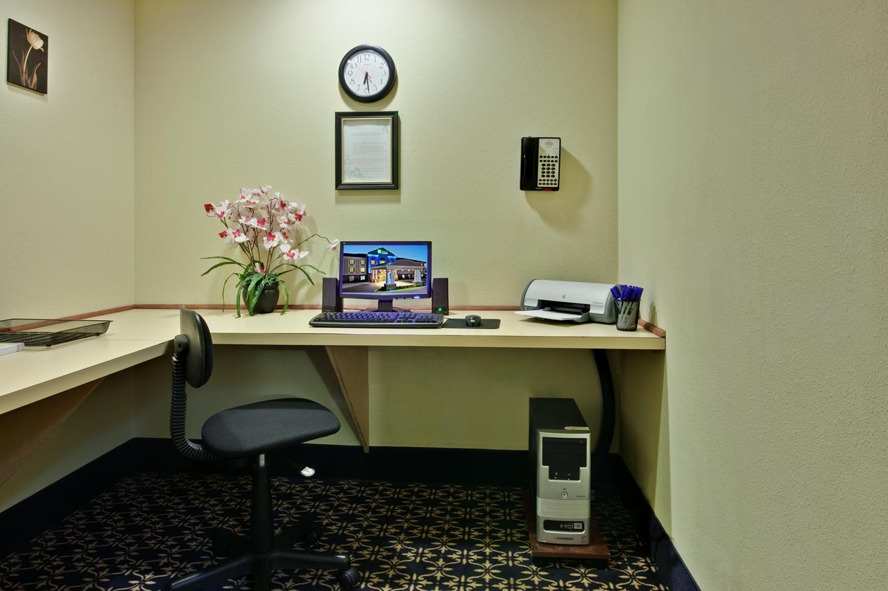 Holiday Inn Express Hotel & Suites Paragould - thumb 8