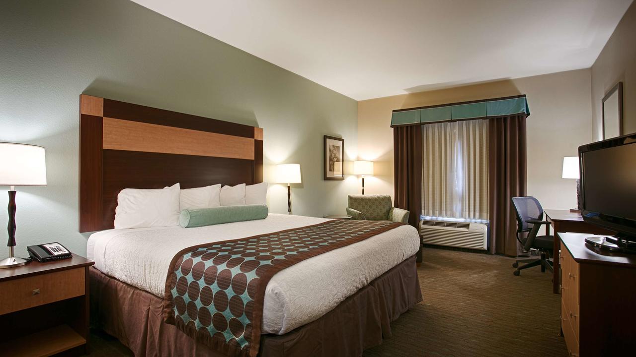 Best Western Plus Texarkana Inn And Suites - thumb 22
