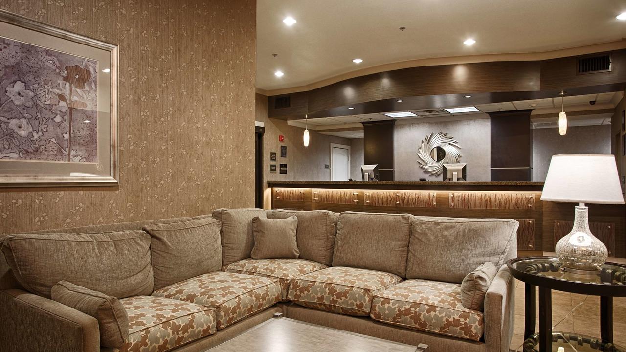 Best Western Plus Texarkana Inn And Suites - thumb 2