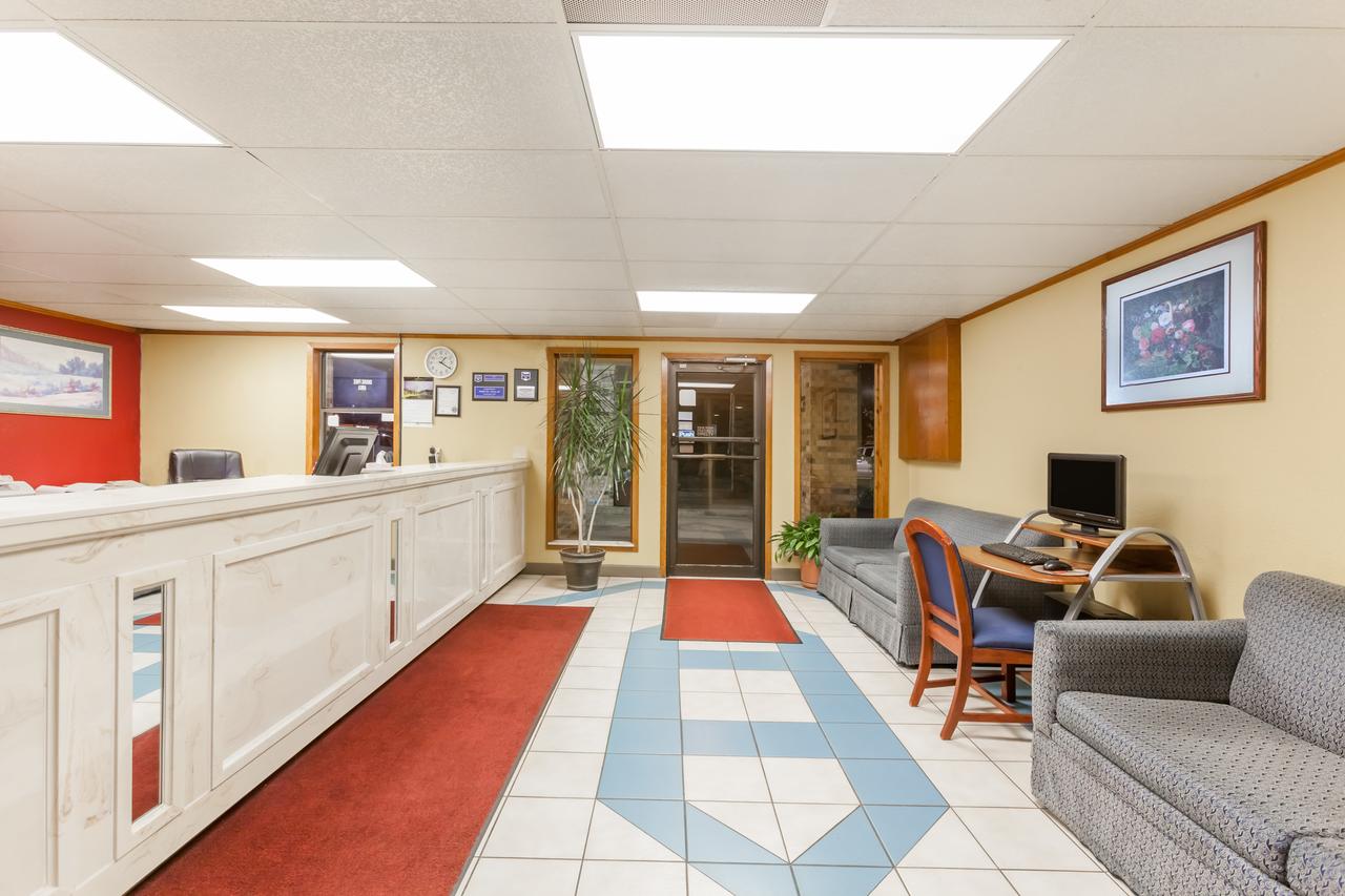 Knights Inn And Suites Searcy - thumb 2