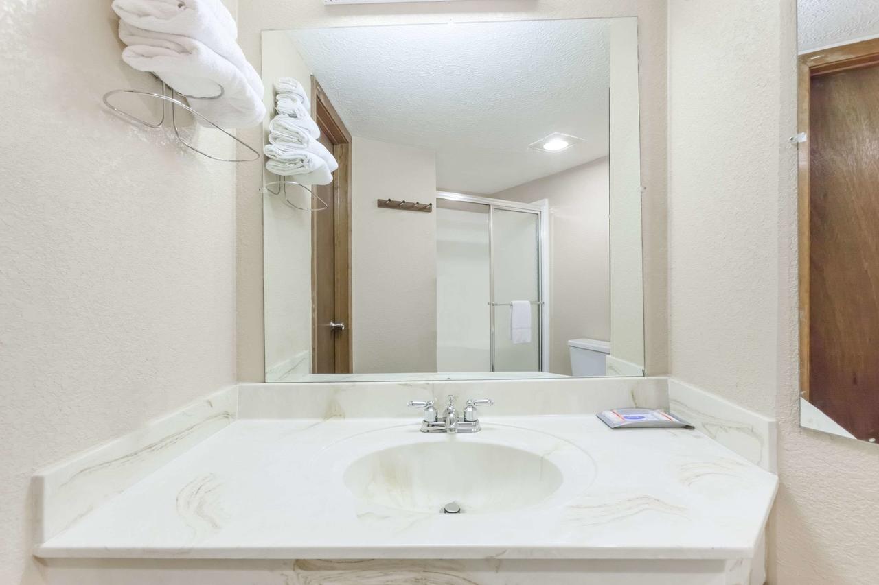 Knights Inn And Suites Searcy - thumb 11