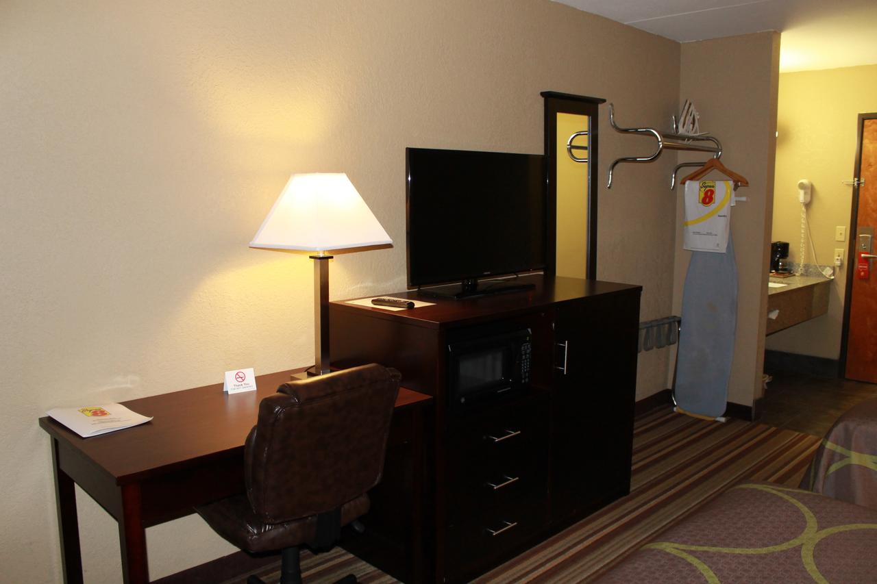 Super 8 By Wyndham Morrilton - thumb 14