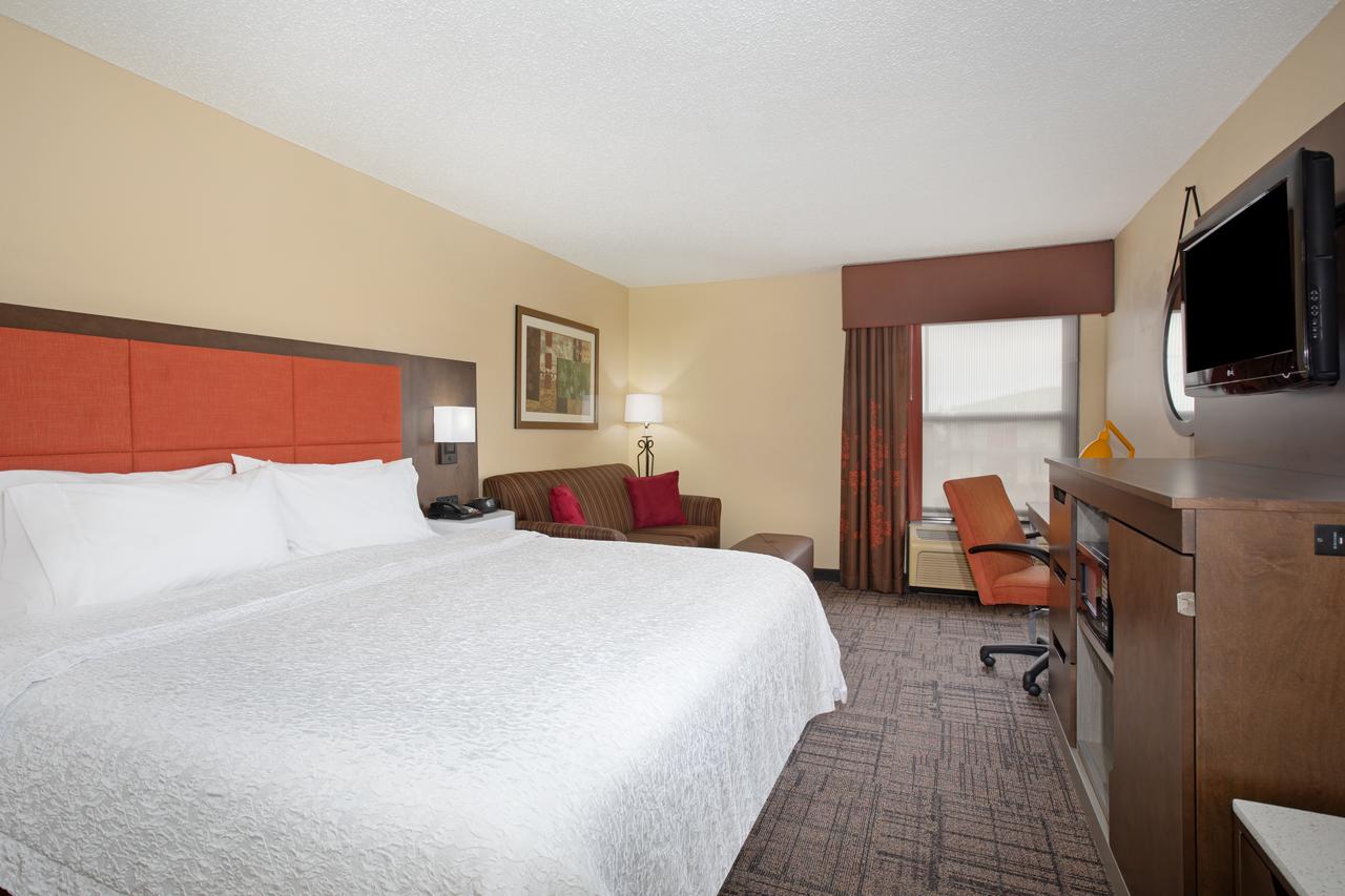 Hampton Inn Jonesboro - thumb 23