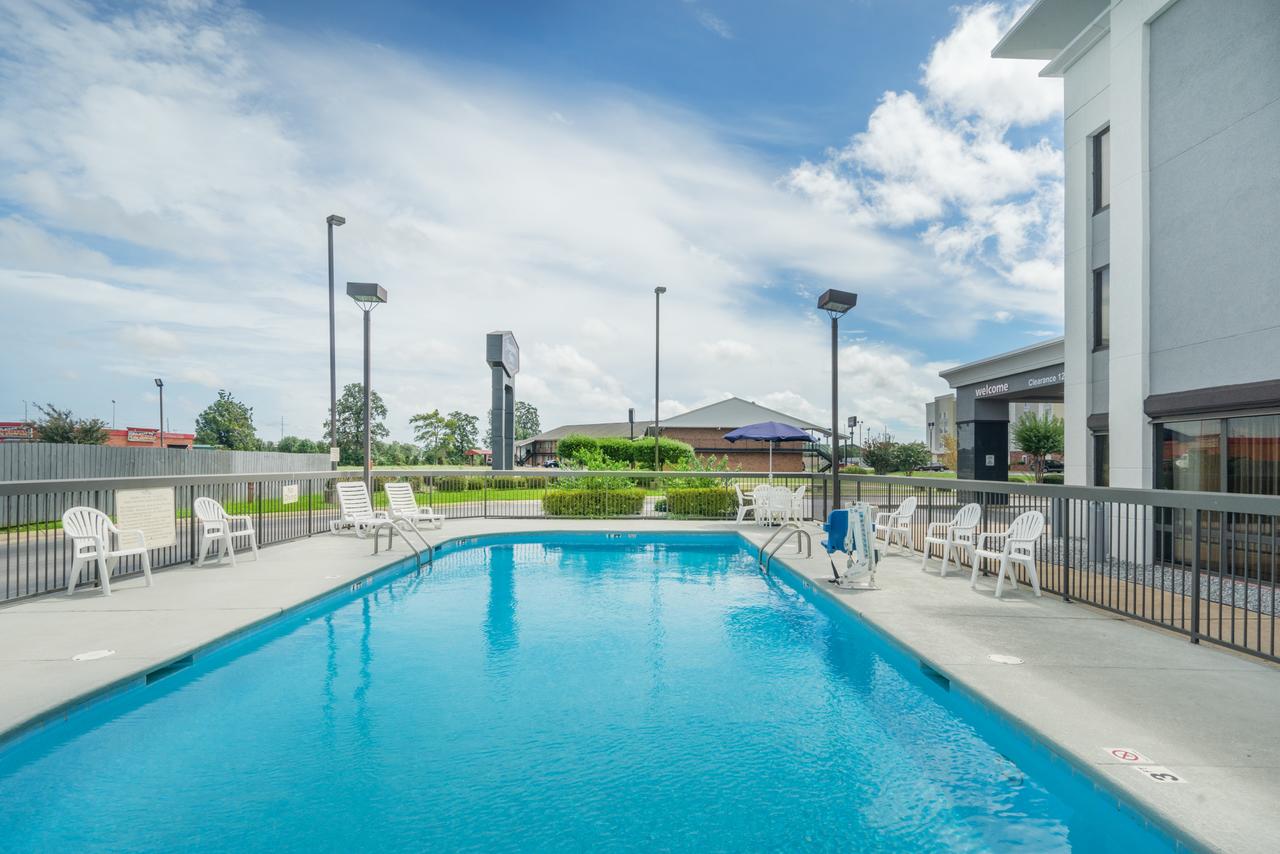 Hampton Inn Jonesboro - thumb 24