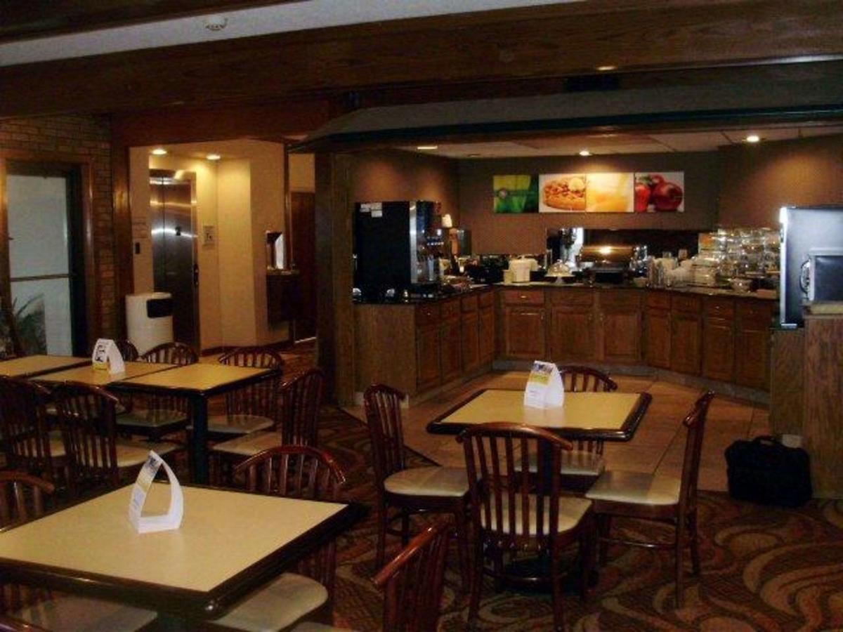 Quality Inn & Suites Searcy I-67 - thumb 5