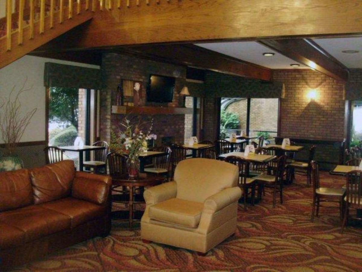 Quality Inn & Suites Searcy I-67 - thumb 3