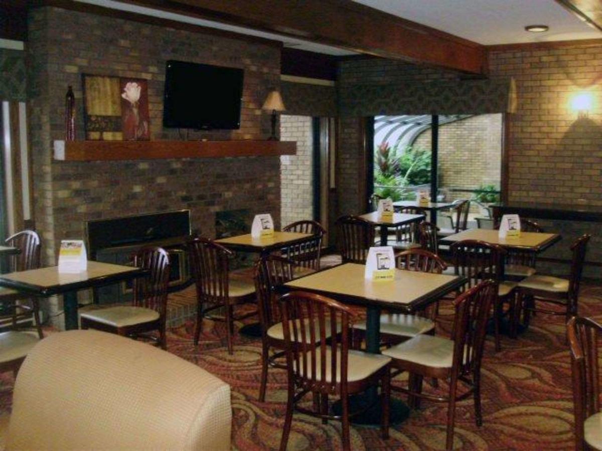 Quality Inn & Suites Searcy I-67 - thumb 8