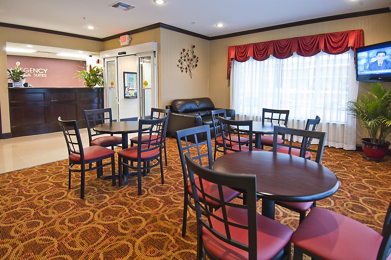 Regency Inn & Suites - thumb 3
