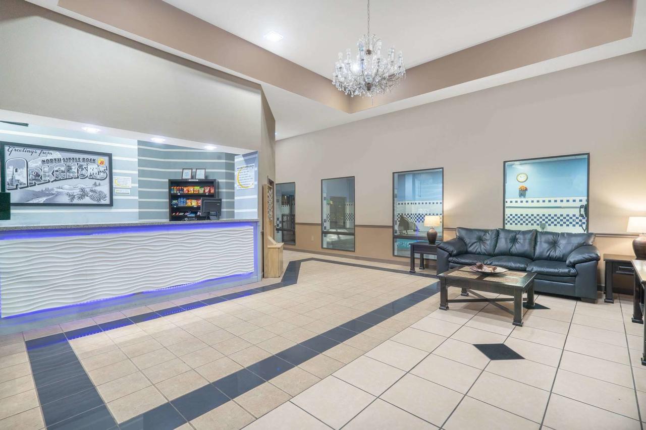 Super 8 By Wyndham North Little Rock/McCain - thumb 2
