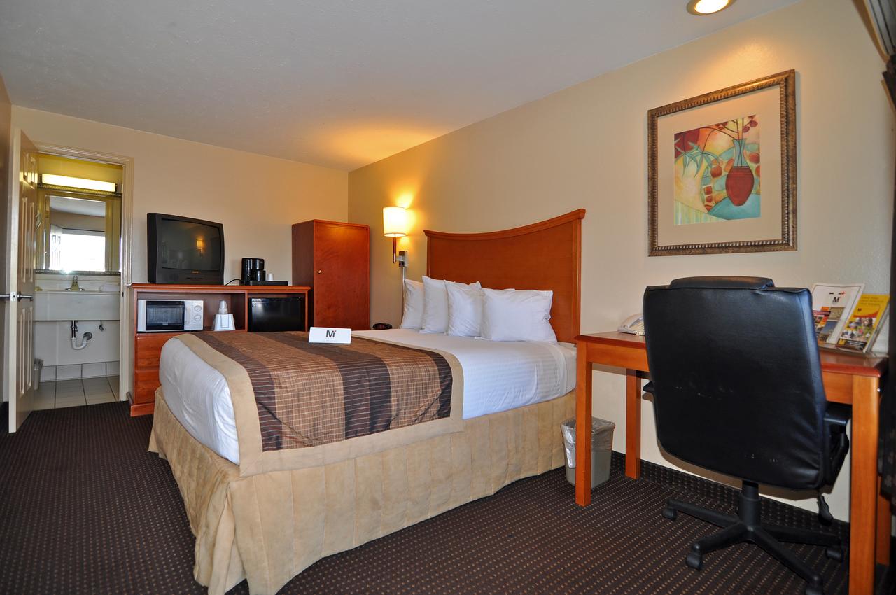 M Star Hotel Searcy - thumb 5