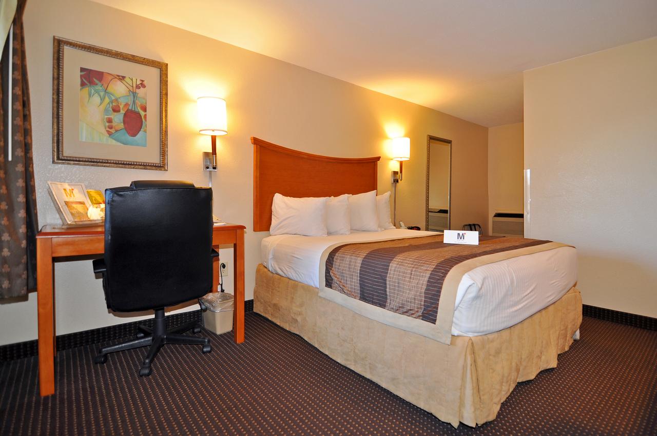 M Star Hotel Searcy - thumb 8