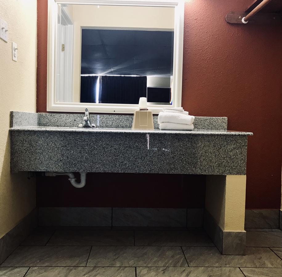 Executive Inn Texarkana - thumb 8