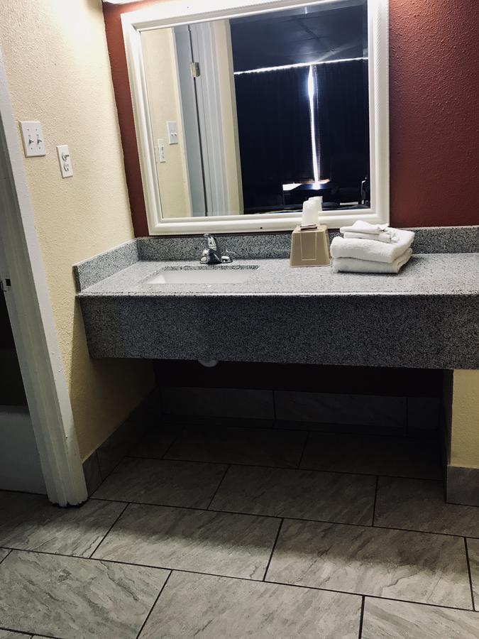 Executive Inn Texarkana - thumb 5