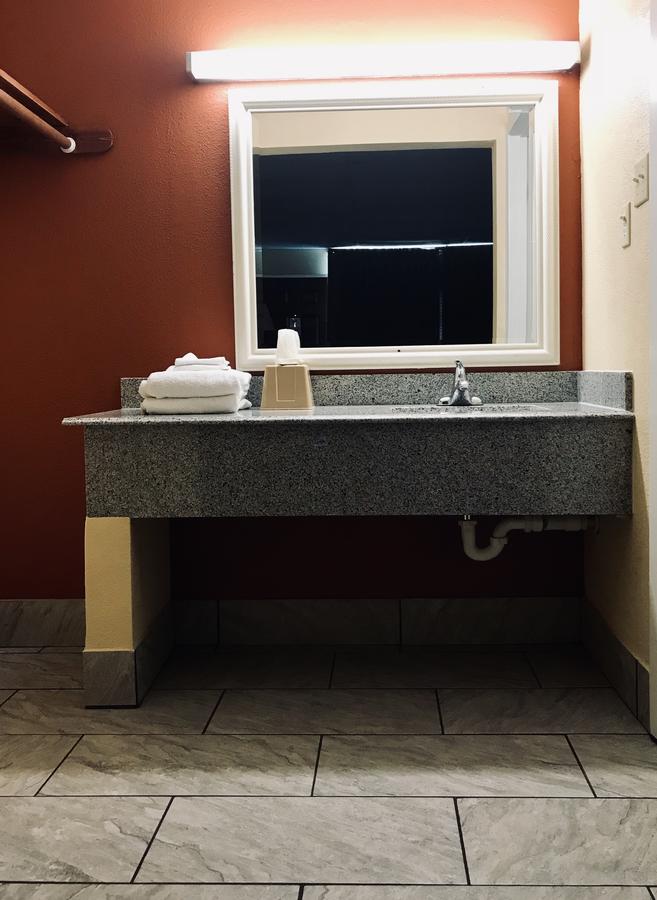 Executive Inn Texarkana - thumb 12