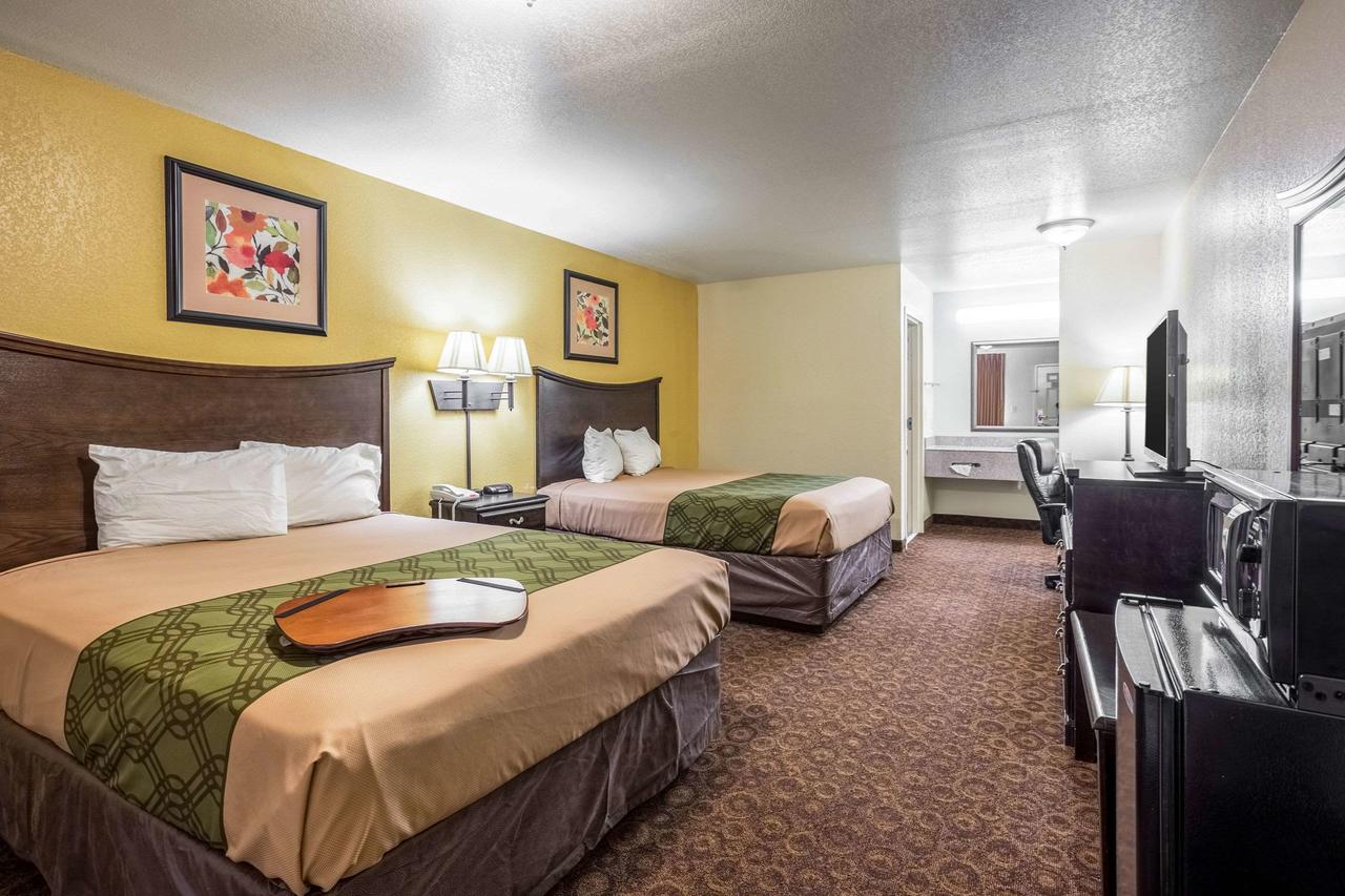 Econo Lodge Inn & Suites Searcy - thumb 8