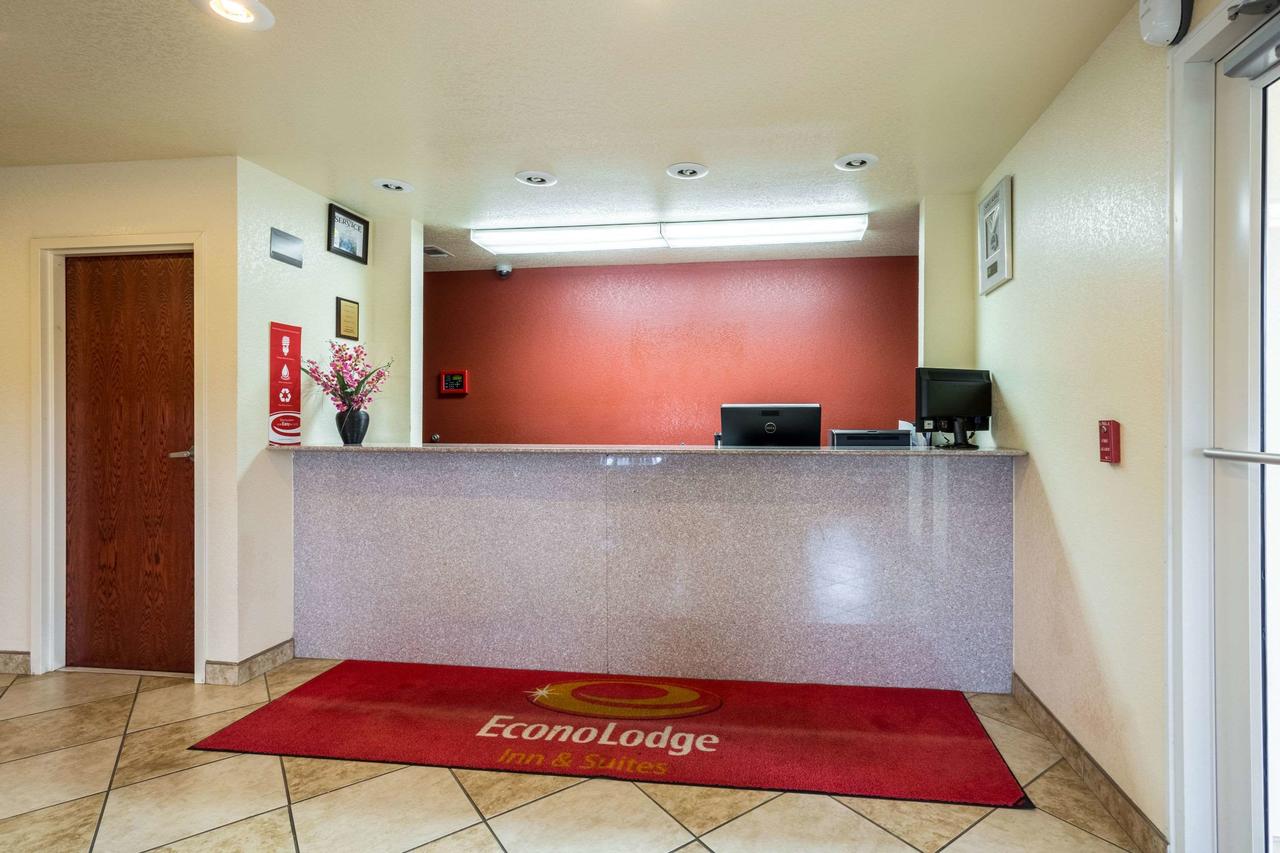 Econo Lodge Inn & Suites Searcy - thumb 25