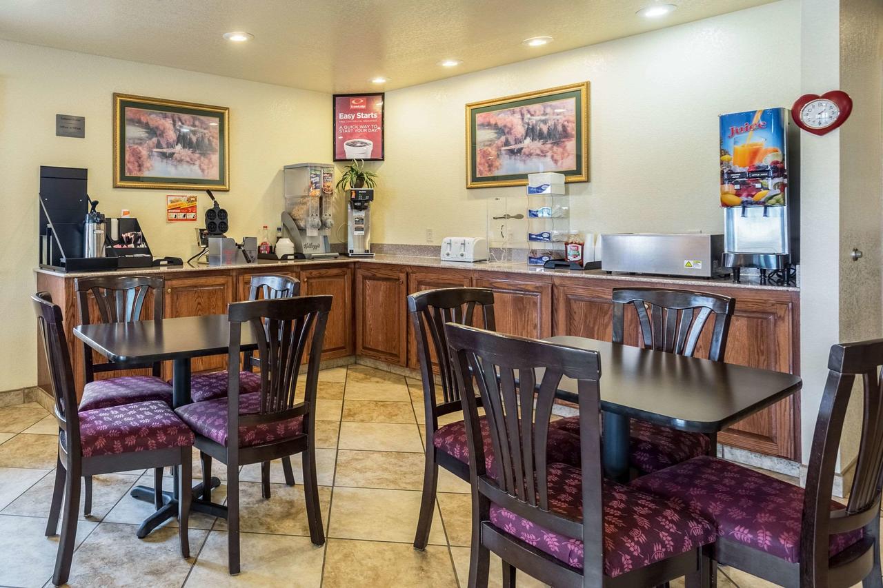 Econo Lodge Inn & Suites Searcy - thumb 3