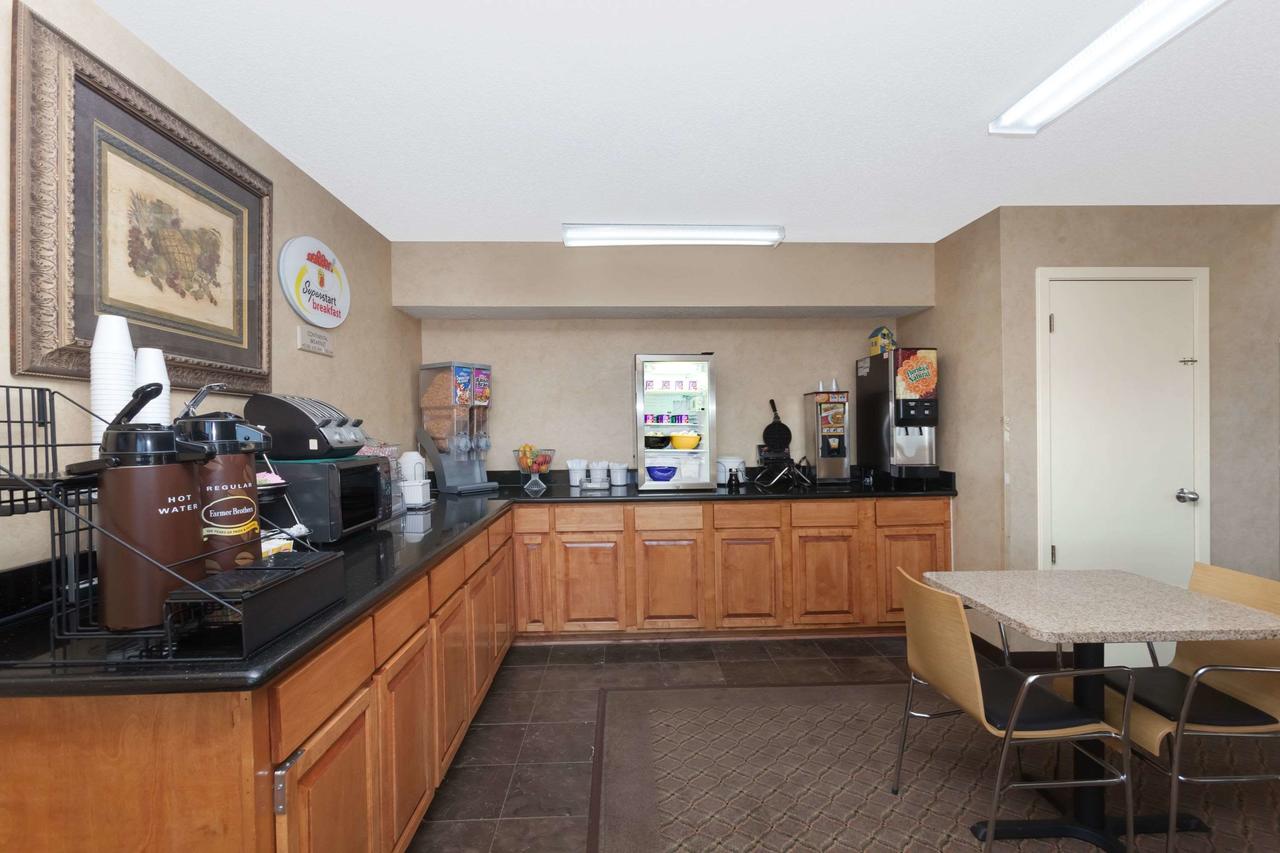 Super 8 By Wyndham Jacksonville AR - thumb 9