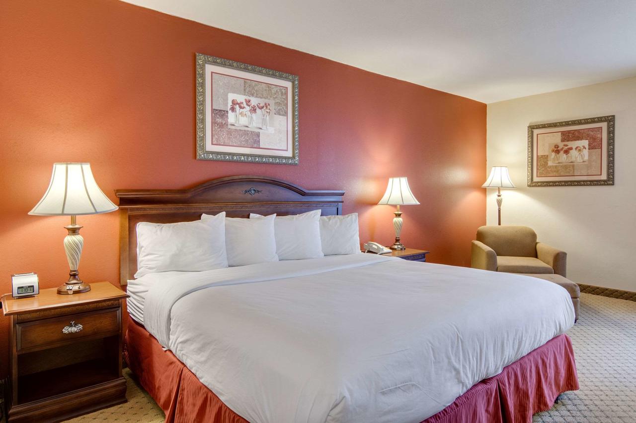 Quality Inn Jacksonville - thumb 24