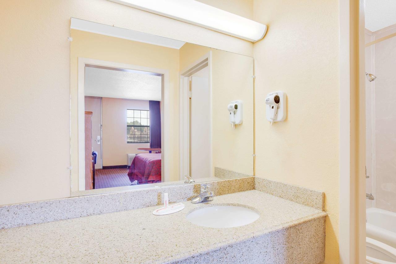Days Inn By Wyndham Searcy - thumb 19