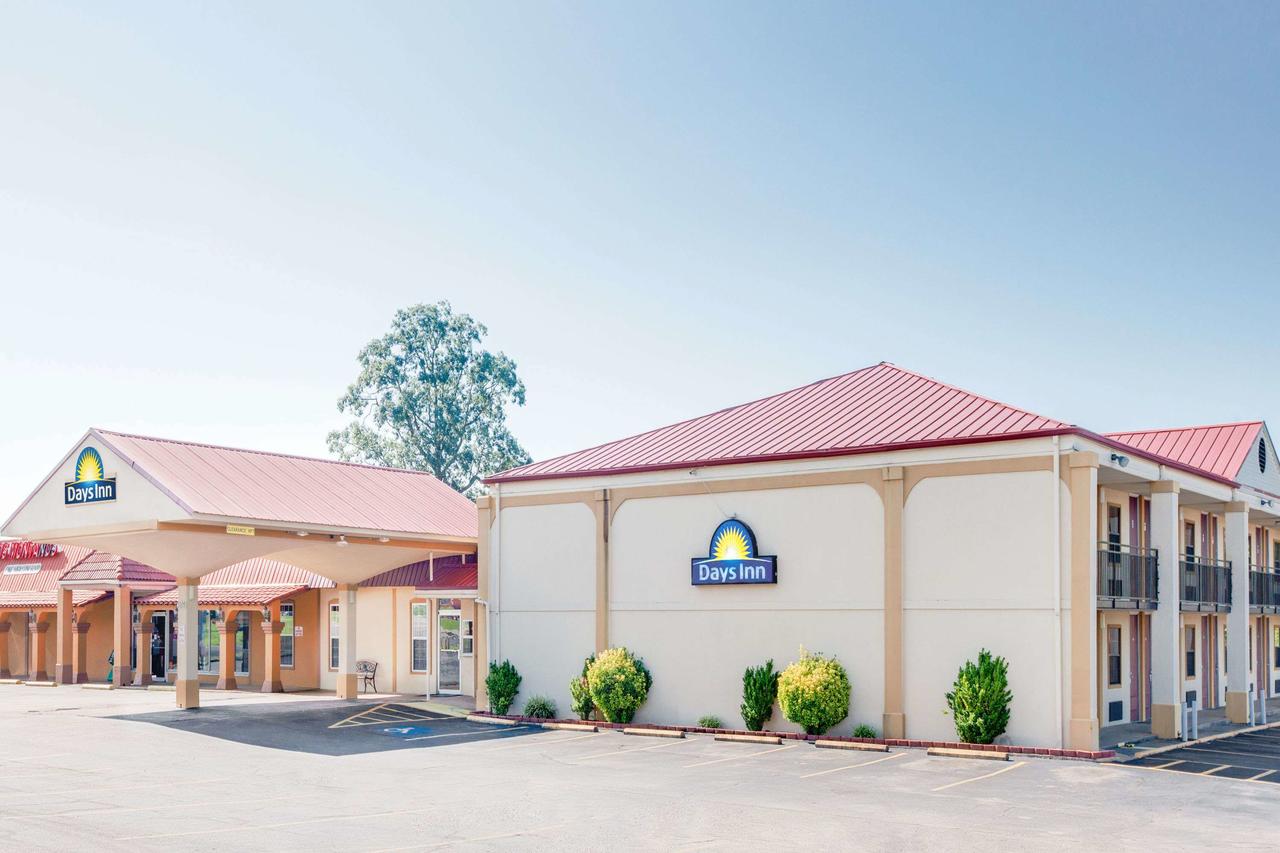 Days Inn By Wyndham Searcy - thumb 0