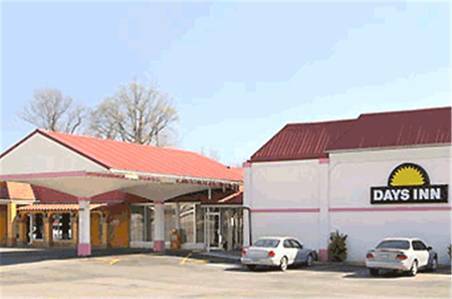 Days Inn By Wyndham Searcy - thumb 1