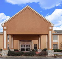 Quality Inn  Suites I-40 East - Orlando Tourists