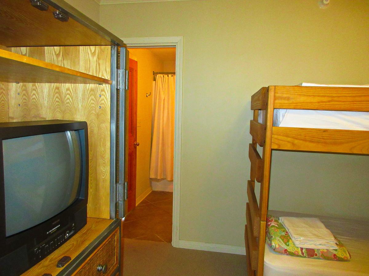 The Inn 210 - Two Bedroom Condominium - thumb 10