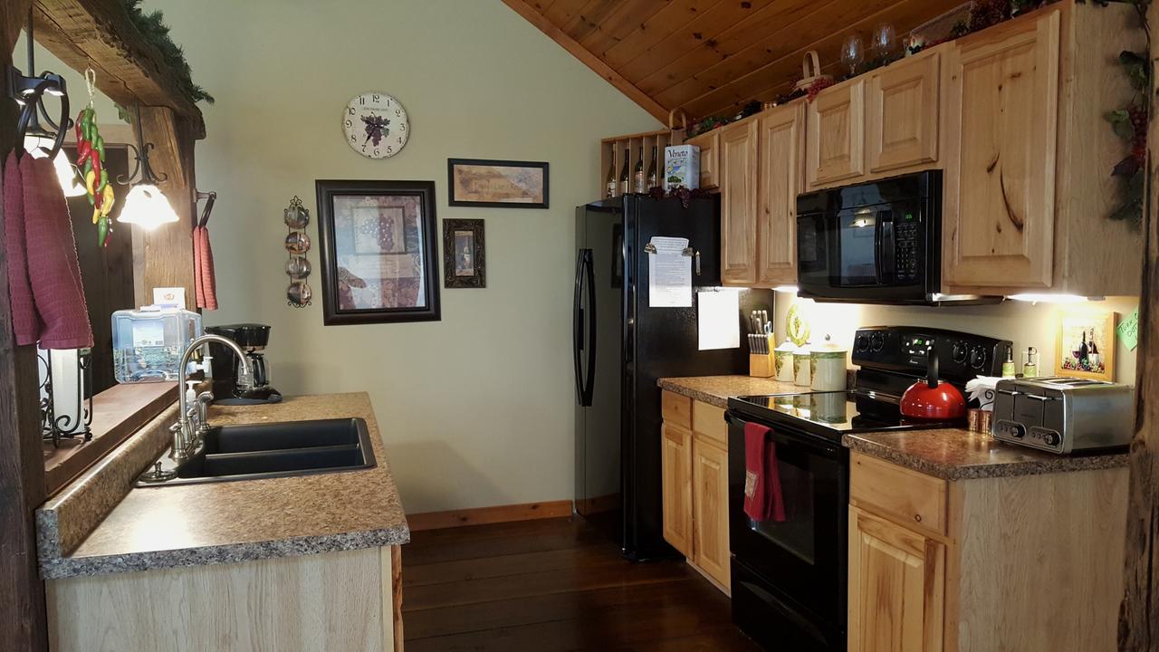 RanchHouse Suite At Sycamore Springs - thumb 6