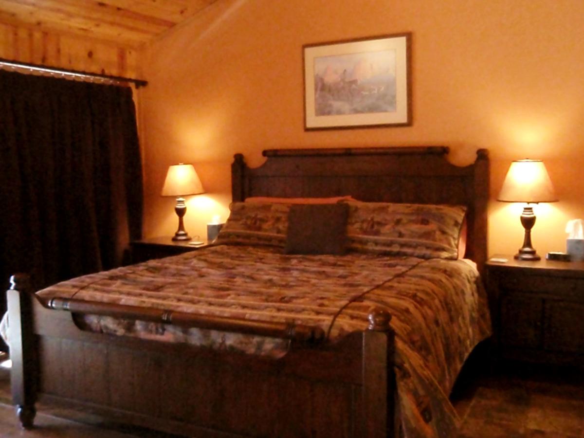RanchHouse Suite At Sycamore Springs - thumb 10