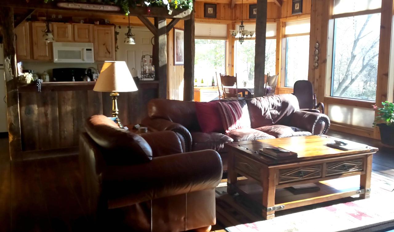 RanchHouse Suite At Sycamore Springs - thumb 2