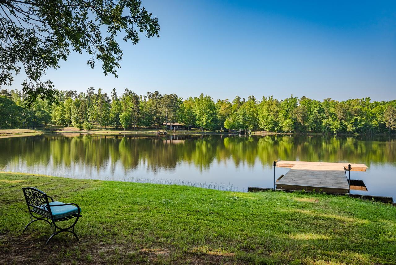 Perryville AR Lakeside Cabin - thumb 8