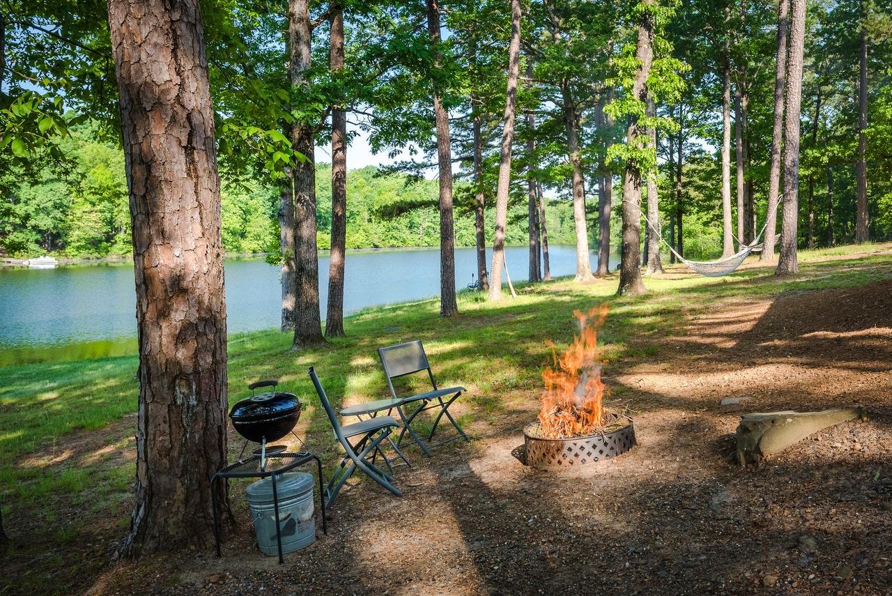 Perryville AR Lakeside Cabin - thumb 9
