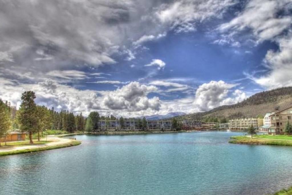 Lakeside, Ski Condo With Hot Tub And Pool - thumb 12
