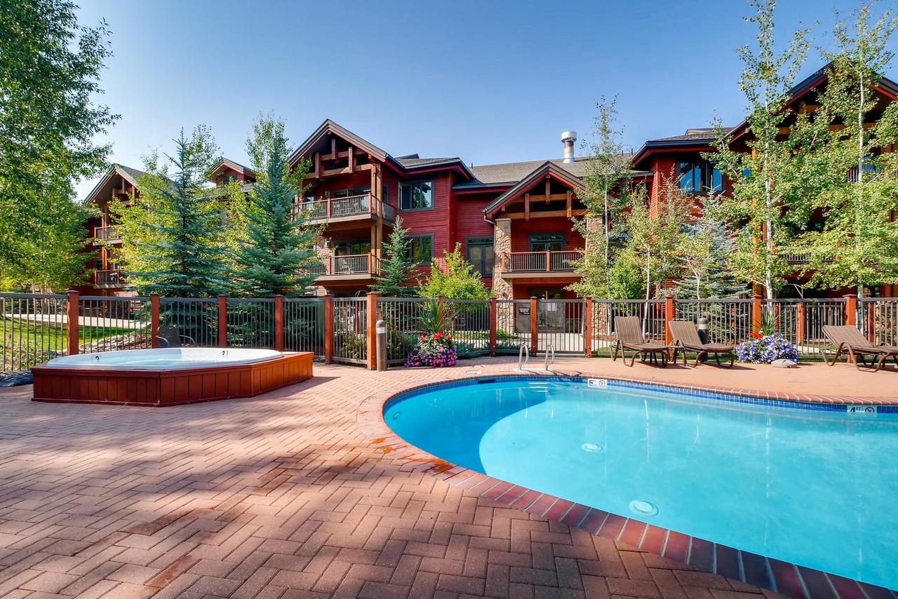 Trappeurs Crossing Resort By Steamboat Resorts - thumb 9